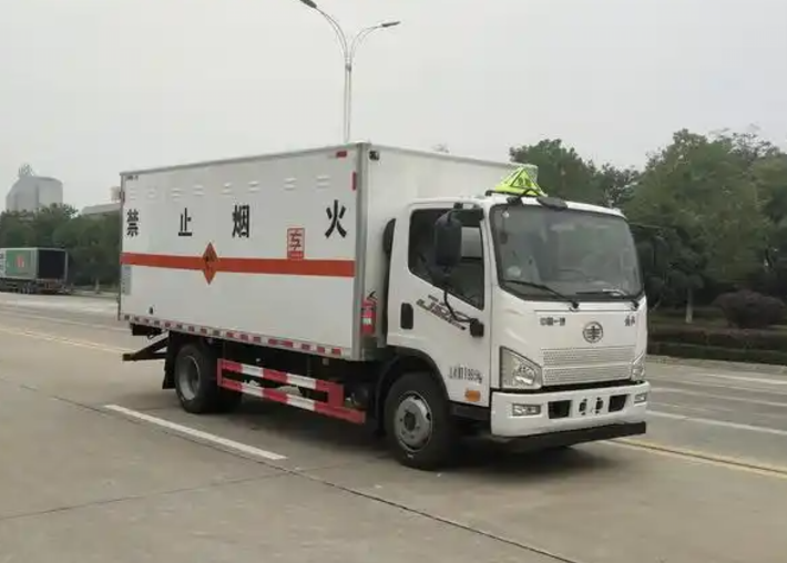 绵阳爆破器材运输车可以上高速吗？